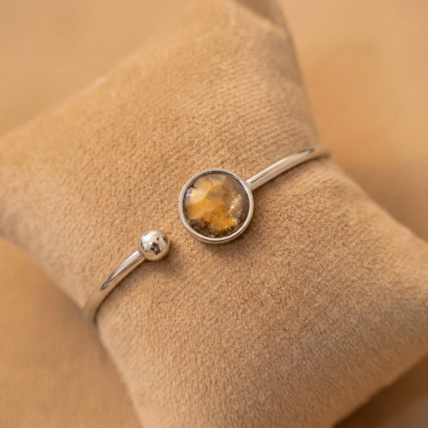 Bracelet gold look