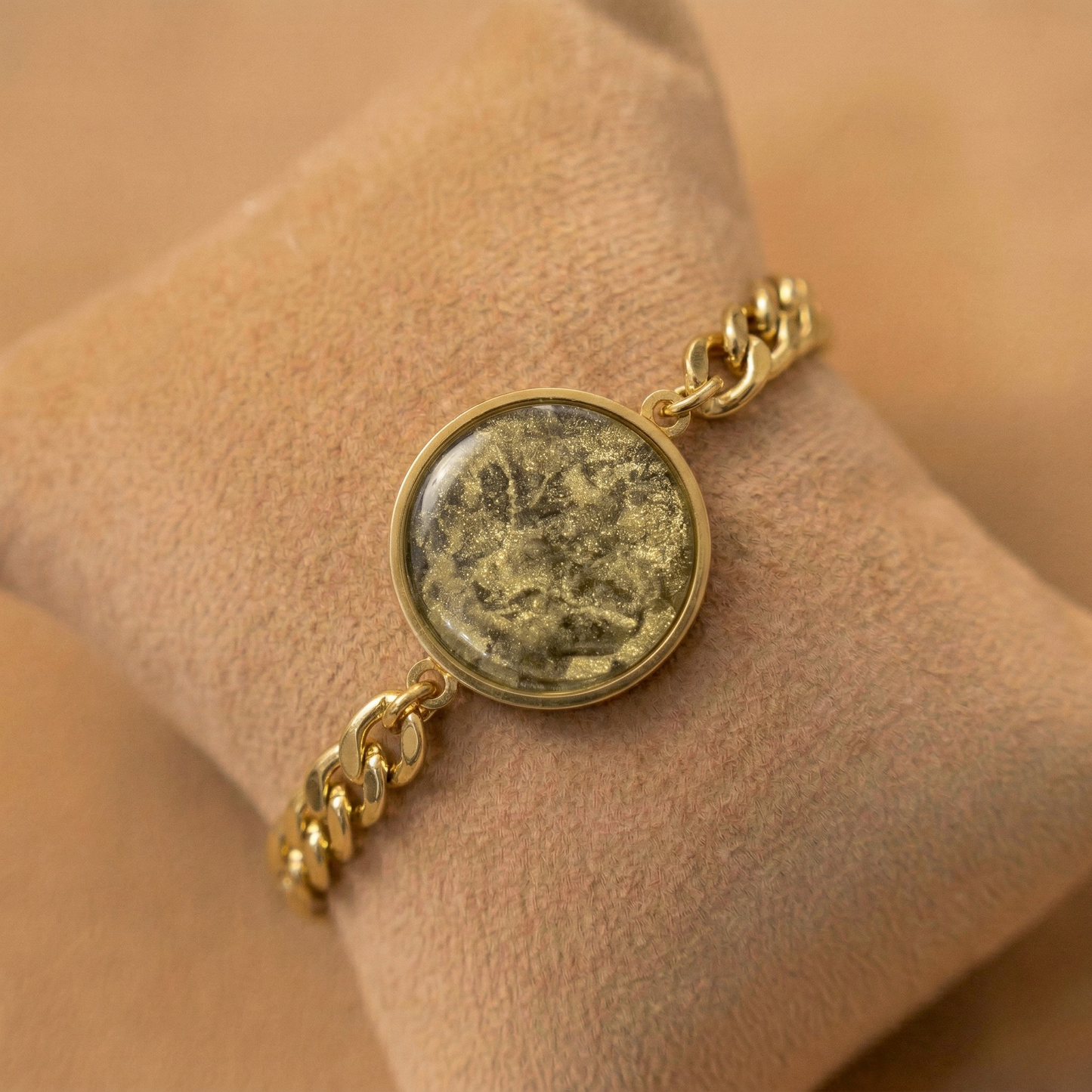 Armband Wien | rvs design schakelarmband (25 mm) - Gold Metallic  & Black Tie